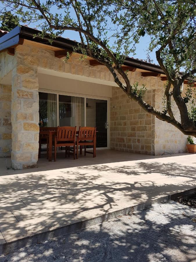 Apartmani Morovi Dvori Drage Εξωτερικό φωτογραφία